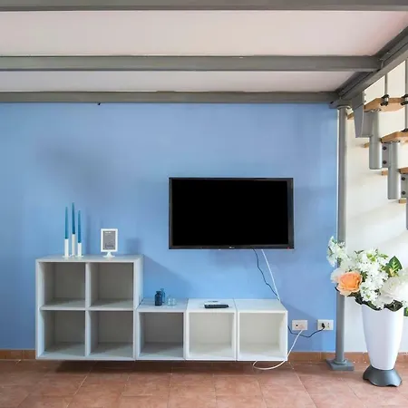 Altido Spacious Apt For 4 In Residential Area With Free Parking