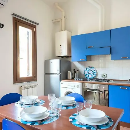 Altido Spacious Apt For 4 In Residential Area With Free Parking شقة *